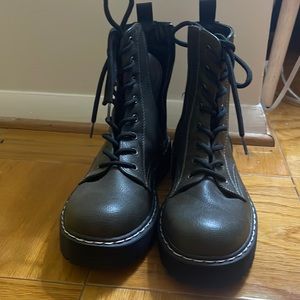 Sincerely Jules Dark Green Combat Boots. Never worn.